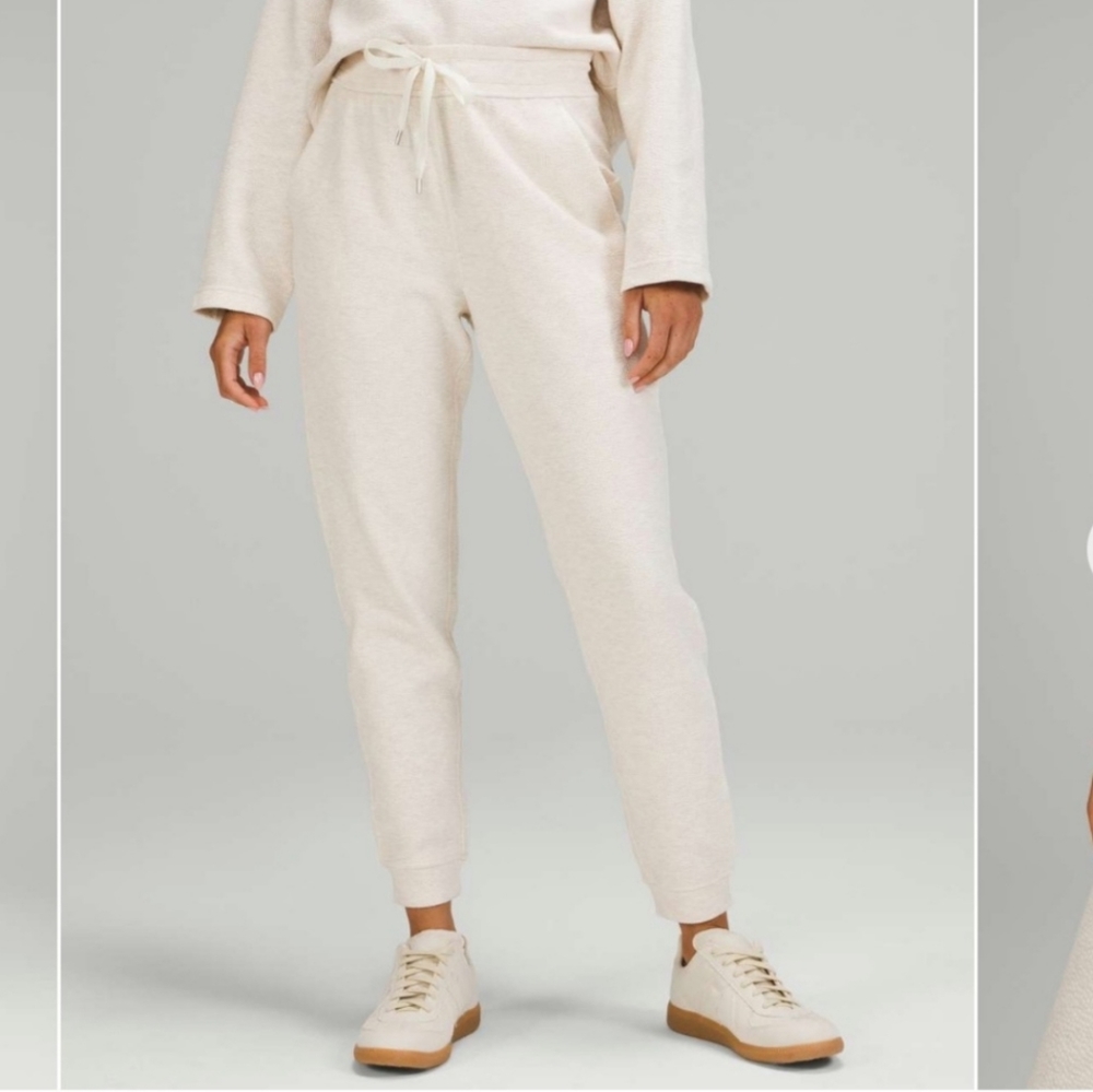 Lululemon Ribbed High Rise Jogger 4 Oatmeal Drawstring Pocket Pull-on Stretch
